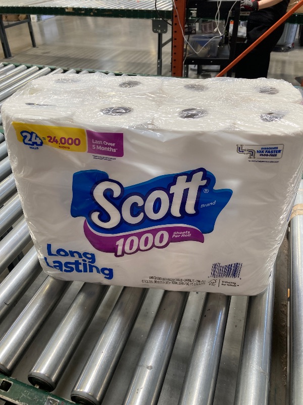 Photo 1 of Scott 1000 Toilet Paper 24 Rolls 1 000 Sheets per Roll
