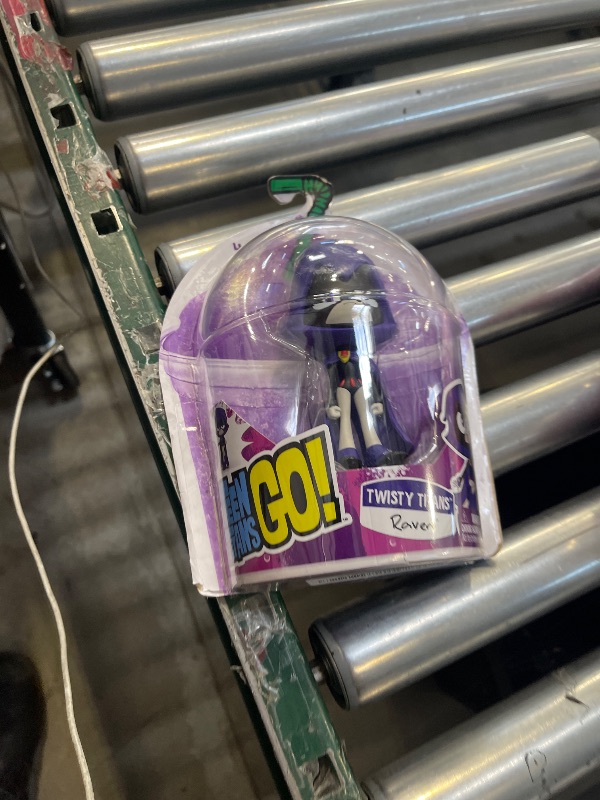 Photo 1 of DC Comics Teen Titans Go! Twisty Titans, Raven, Flexible Action Figure, Kids Toys for Boys and Girls 4 and Up