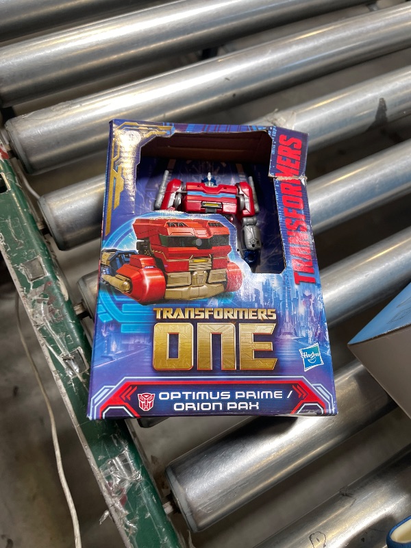 Photo 1 of Transformers One Prime Changer Optimus Prime (Orion Pax) 5-Inch Robot Action Figure, Interactive Toys for Boys and Girls Ages 6 and Up