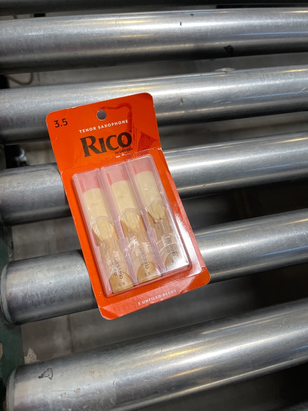 Photo 1 of D’Addario Woodwinds - Rico Tenor Sax Reeds - Tenor Saxophone Reeds - Tenor Reeds Crafted for Beginners, Students, Educators - Strength 3.5, 3-Pack
