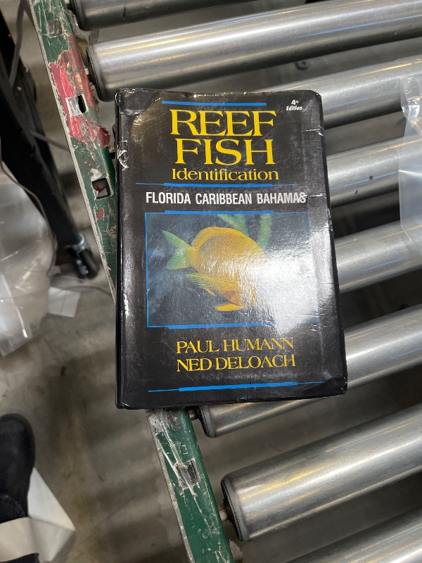 Photo 1 of Reef Fish Identification - Florida Caribbean Bahamas - 4th Edition (Reef Set) Paperback – June 16, 2014
