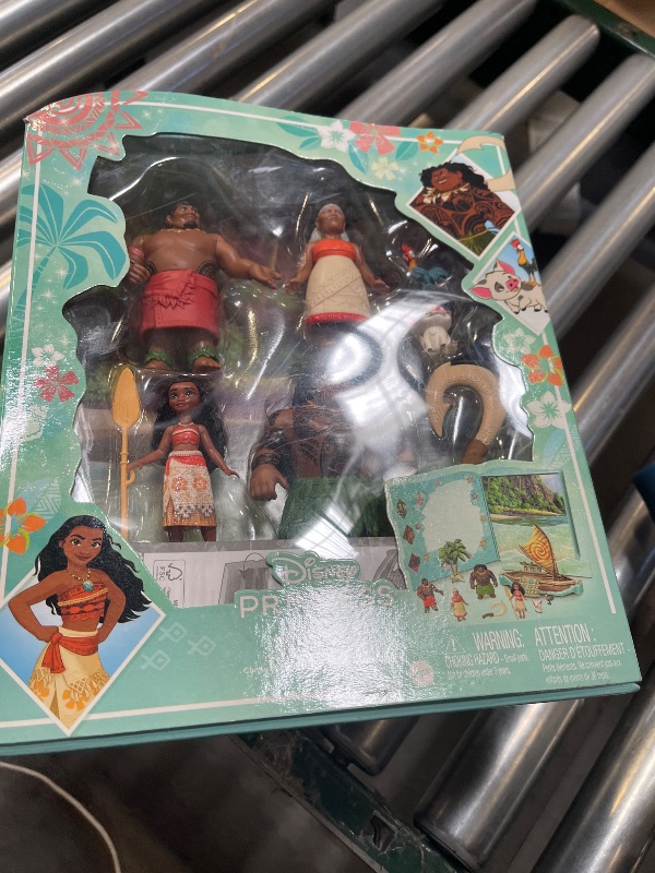 Photo 1 of Mattel Disney Princess Toys, Moana Small Doll Story Pack with Moana Doll, 5 Character Figures & 1 Accessory, Inspired by the Movie