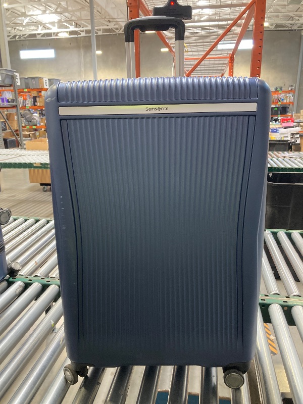 Photo 1 of Samsonite Rolling Luggage 30"