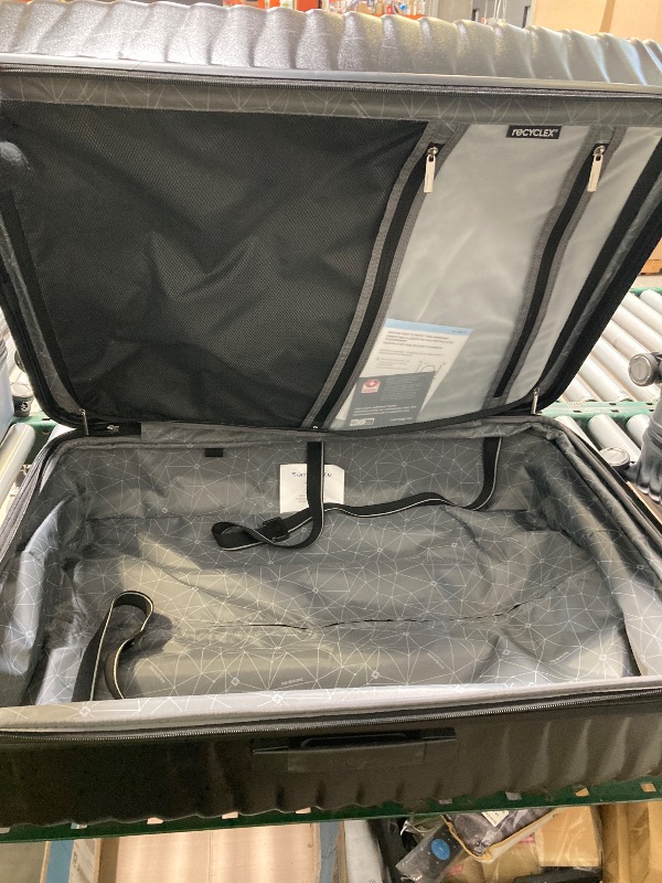 Photo 1 of Samsonite Rolling Luggage 30"