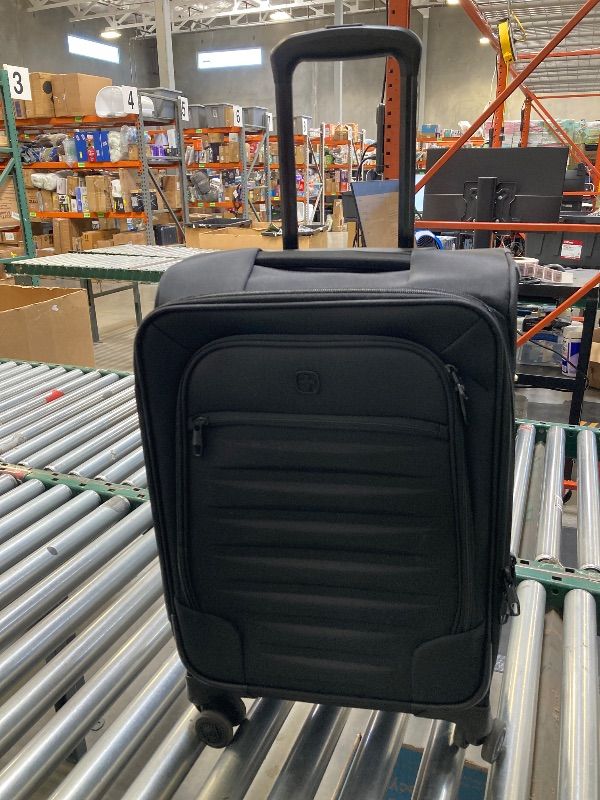 Photo 1 of Swiss Gear The Checklite II Carry-On Spinner
