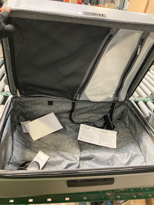 Photo 1 of Samsonite Rolling Luggage 30"