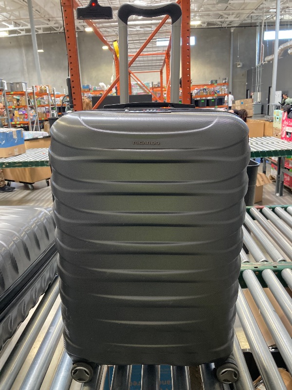 Photo 1 of Ricardo Carry On 26"