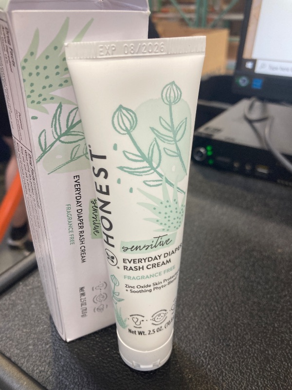 Photo 1 of The Honest Company Hypoallergenic Diaper Rash Cream | Moisturizing + Calming Zinc Oxide Ointment | NEA Recognized, Cruelty Free | 2.5 oz