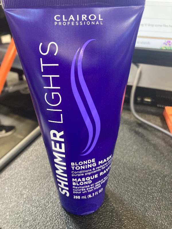Photo 1 of Clairol Professional Shimmer Lights Violet Toning Mask 200mL - Packaging may vary