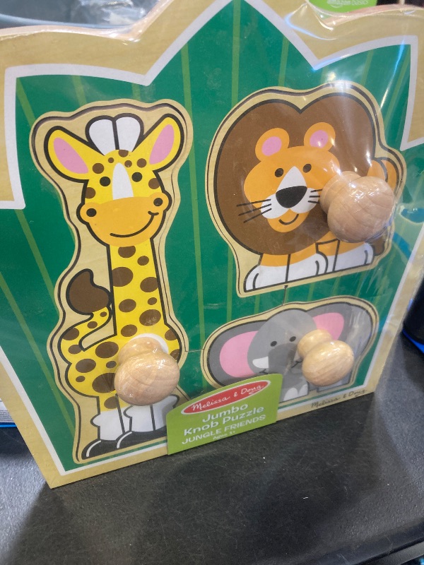 Photo 1 of Melissa & Doug Jungle Friends Safari Animals Jumbo Peg Wooden Puzzle