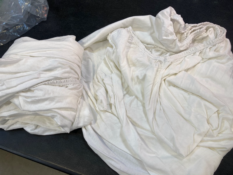 Photo 1 of 2 White Fitted Comfort Soft Sheets (Set of 2) 