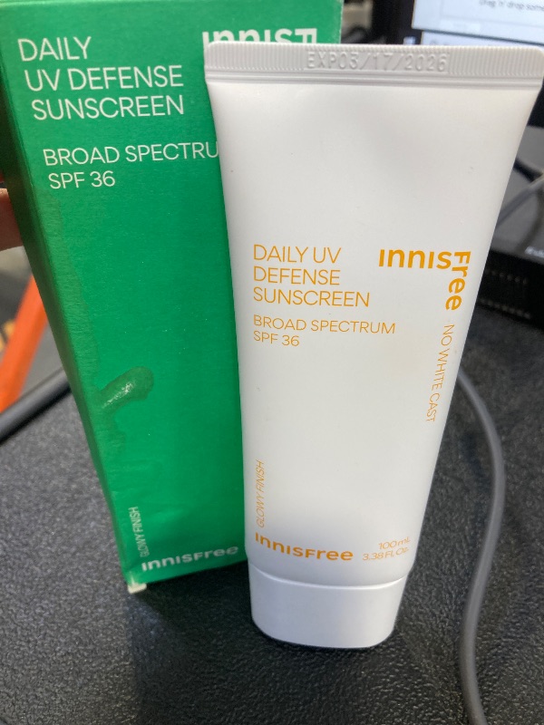 Photo 1 of innisfree Daily UV Defense Sunscreen Broad Spectrum SPF 36 JUMBO, Invisible Korean Sunscreen for Face with No White Cast (Packaging May Vary)