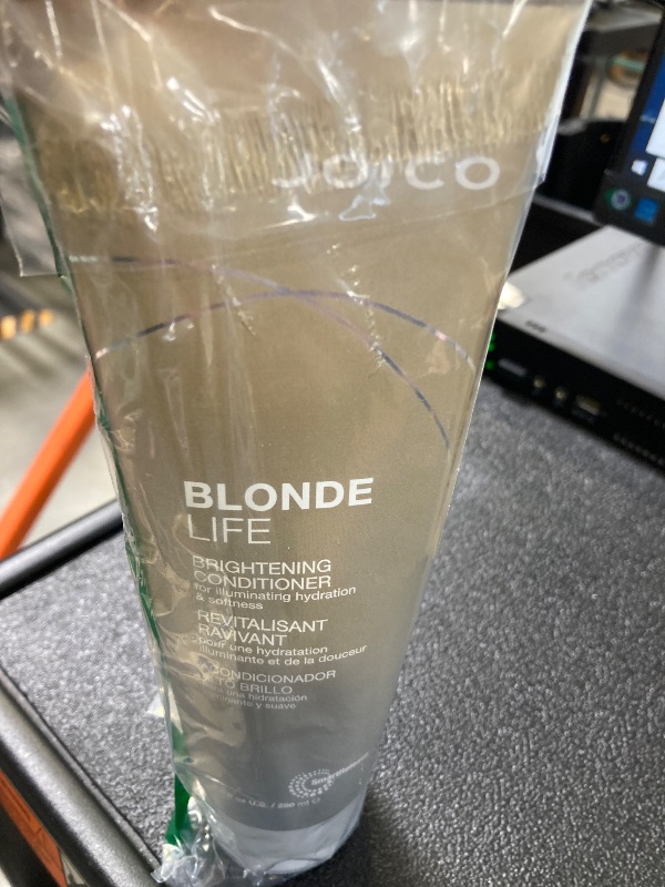 Photo 1 of Joico Blonde Life Brightening Conditioner | For Blonde Hair | Illuminate Hydration & Softness | Add Softness & Smoothness | Sulfate Free | With Monoi & Tamanu Oil | 8.5 Fl Oz