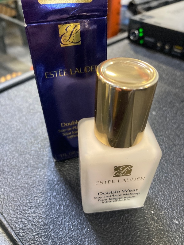 Photo 1 of Estée Lauder Double Wear Stay-in-Place 24-Hour Long-Wear Matte Foundation Makeup, 1 Fl Oz, 0N1 Alabaster