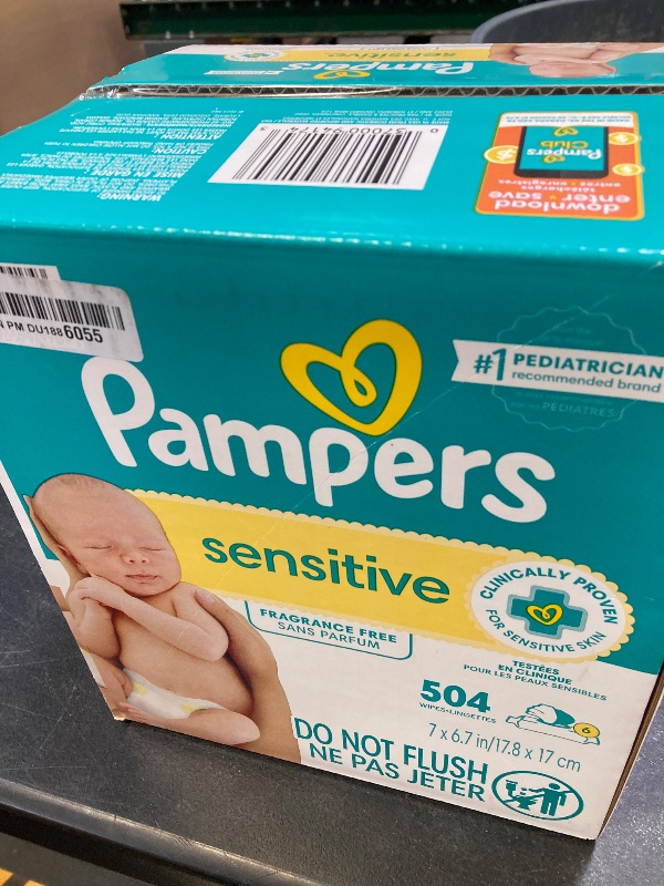 Photo 1 of Pampers Sensitive Wipes - 504 Count