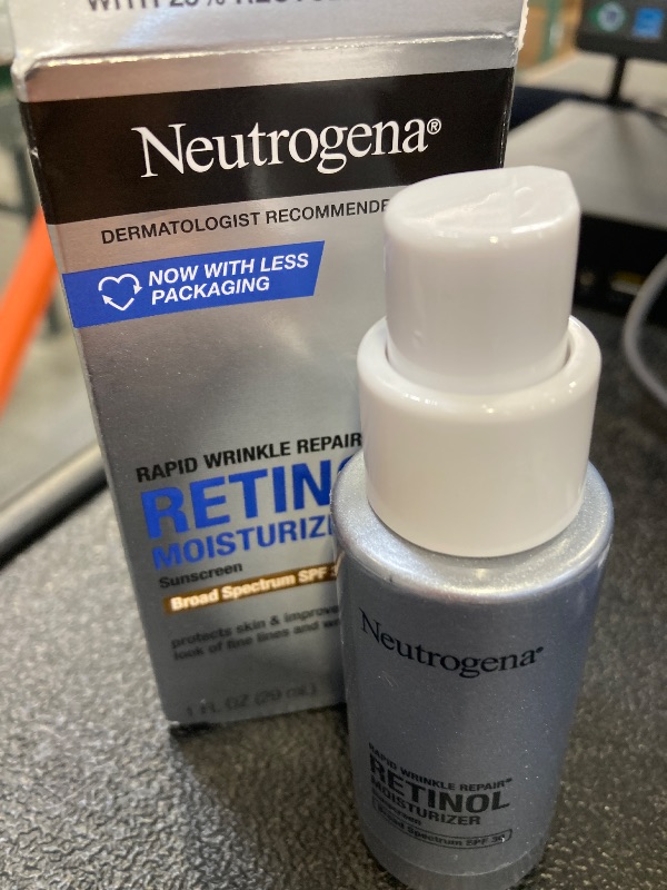 Photo 1 of Neutrogena Rapid Wrinkle Repair Retinol Face Moisturizer with SPF 30 Sunscreen, Daily Anti-Aging Face Cream with Retinol & Hyaluronic Acid to Fight Fine Lines, Wrinkles, & Dark Spots, 1 fl. oz