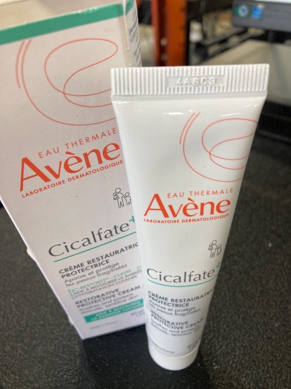 Photo 1 of Avène Cicalfate+ Restorative Protective Cream, postbiotic skincare for sensitive skin, helps restore skin barrier, face and body, safe for infants, children and adults, 1.3 Fl Oz