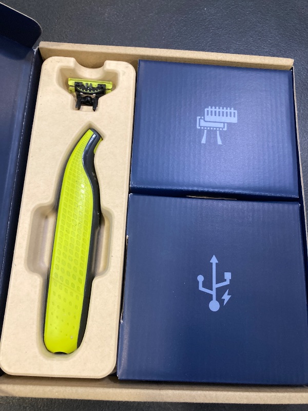 Photo 1 of Philips Norelco OneBlade 360 Hybrid Face, Electric Beard Trimmer and Shaver, with 360 Blade Technology, 1x 360 Blade for Face, 5in1 Adjustable Comb, Model QP2724/90