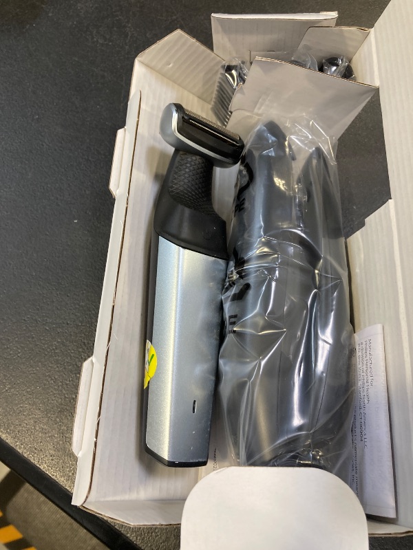 Photo 1 of Philips Bodygroom Series 5000, Showerproof Groin and Body Trimmer, Close and Comfortable Shave, Complete Body Grooming Including Back, 60 Min. Runtime, Model BG5025/40