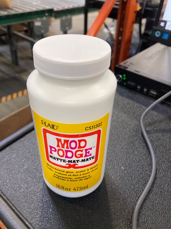 Photo 1 of Mod Podge Matte Sealer, Glue & Finish: All-in-One Craft Solution- Quick Dry, Easy Clean, for Wood, Paper, Fabric & More. Non-Toxic - Craft with Confidence, Made in USA, 16 oz., Pack of 1