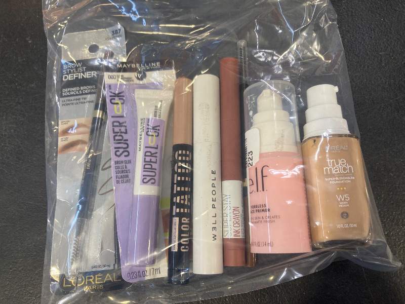 Photo 1 of Makeup Pack Beauty Bundle / Final Sale 