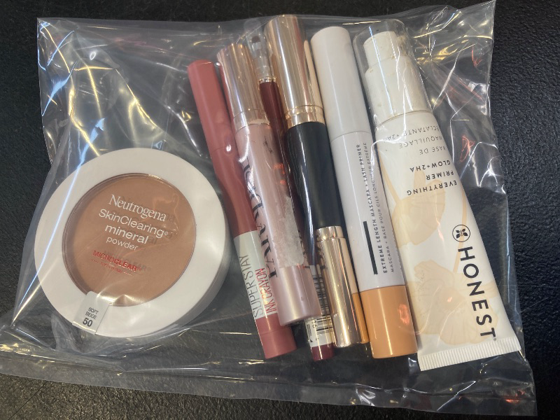 Photo 1 of Makeup Pack Beauty Bundle / Final Sale 