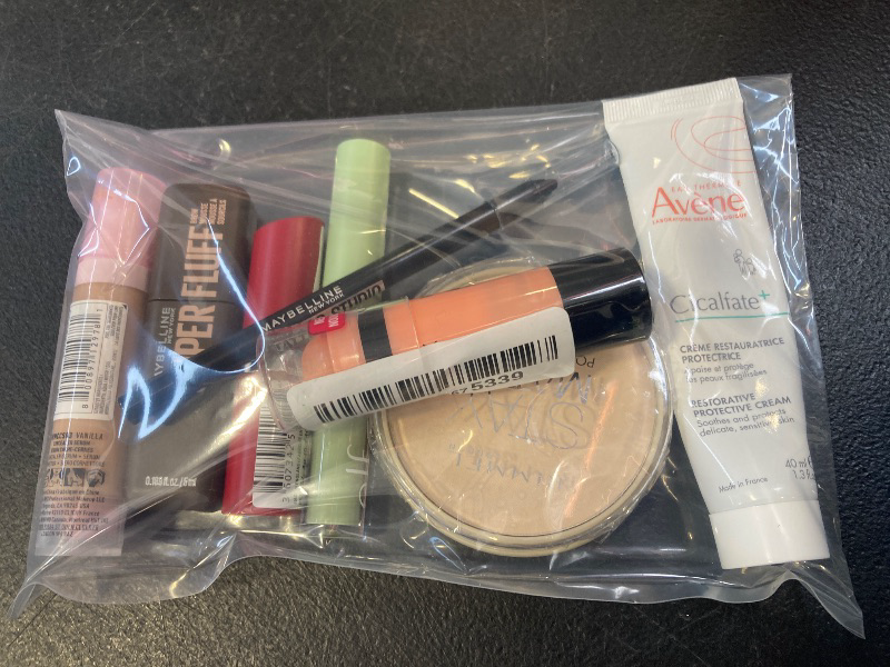 Photo 1 of Makeup Pack Beauty Bundle / Final Sale 