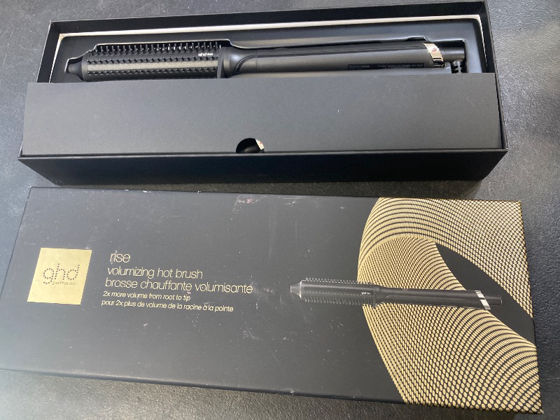 Photo 1 of ghd Rise Volumizing Hot Hair Brush ? Professional Volumizing Hot Hair Brush for Dry Hair for Maximum Lift with Safer-for-Hair Optimum Styling Temperature ? Black