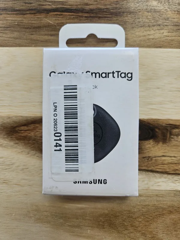 Photo 1 of Black EI-T5300 Samsung Galaxy Smart Tags/Trackers w/Bluetooth & GPS, NIB
