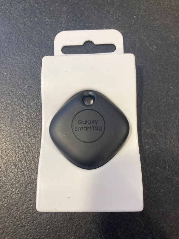 Photo 1 of Black EI-T5300 Samsung Galaxy Smart Tags/Trackers w/Bluetooth &amp; GPS, NIB