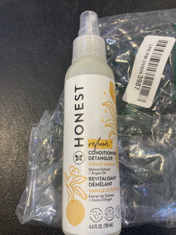 Photo 1 of The Honest Company Conditioning Hair Detangler | Leave-in Conditioner + Fortifying Spray | Tear-free, Cruelty-Free, Hypoallergenic | Citrus Vanilla Refresh, 4 fl oz