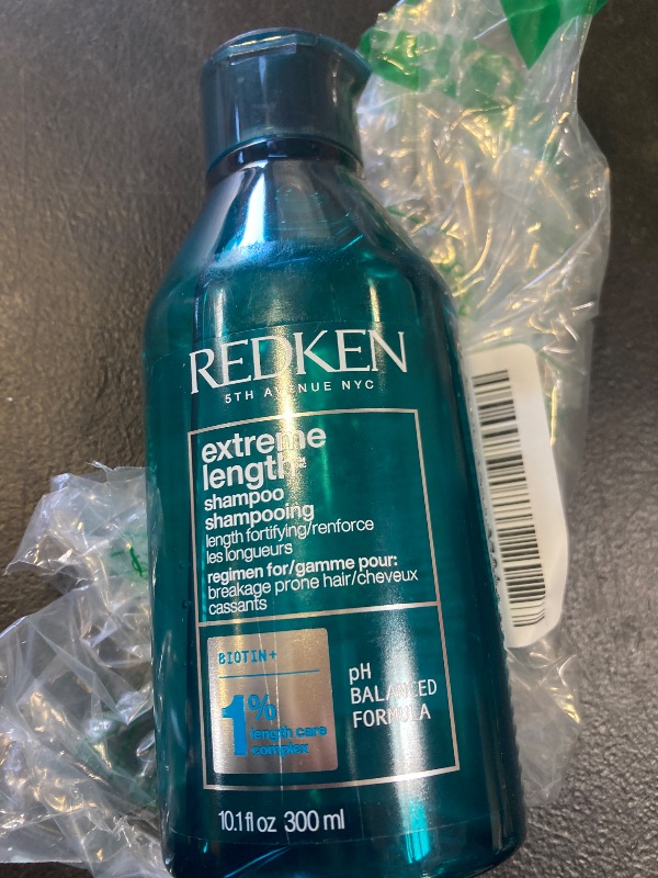 Photo 1 of Redken Extreme Length Shampoo | For Hair Growth | Prevents Breakage & Strengthens Hair | Infused With Biotin | 10.1 Fl Oz