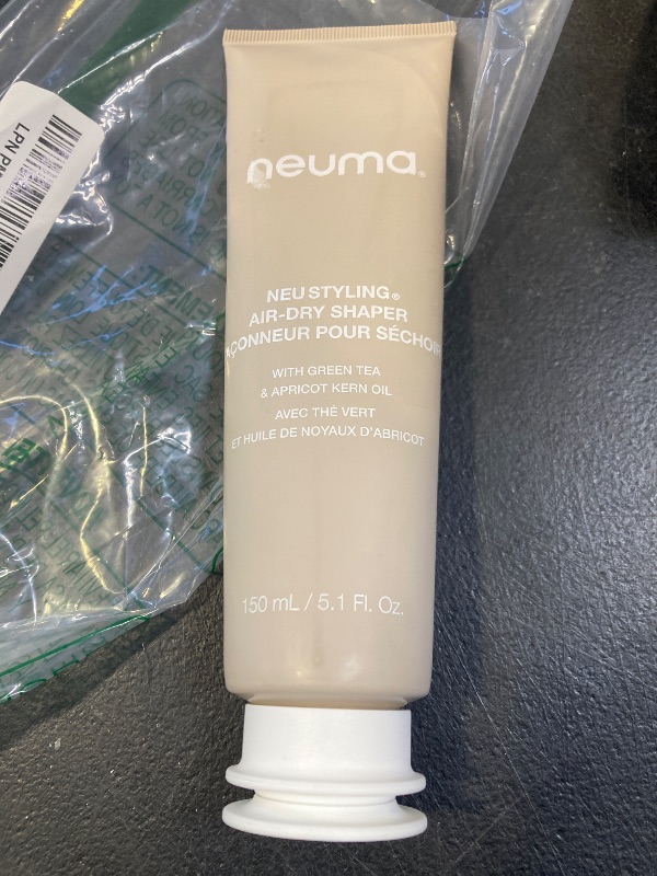 Photo 1 of NEUMA Neu Styling Air-Dry Shaper Creme 5.1 Fl. Oz. Lavender, Mandarin & Vanilla Scent, Air Dry Cream