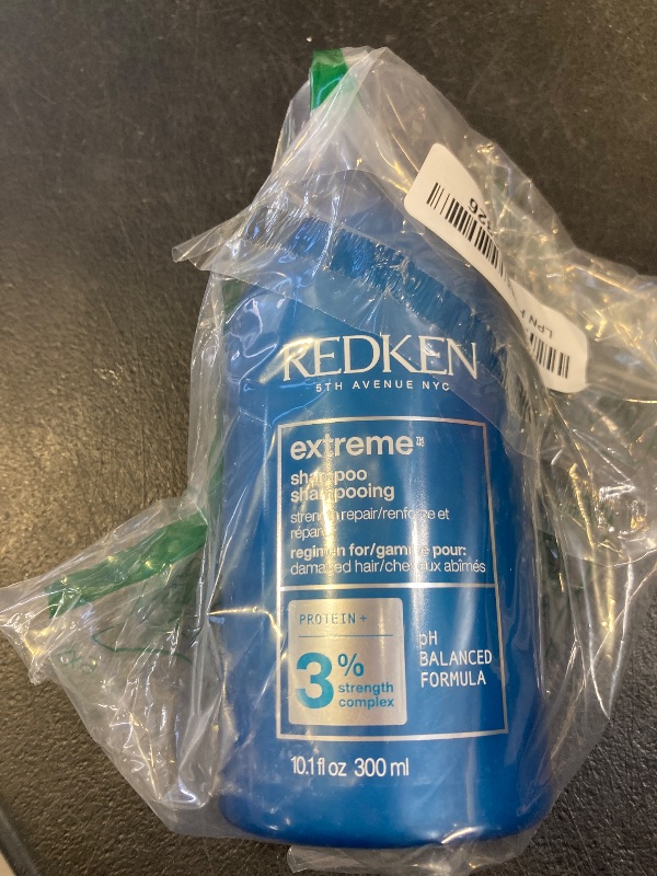 Photo 1 of Redken Extreme Shampoo | Anti-Breakage & Repair for Damaged Hair | Infused With Proteins | 10.1 Fl Oz