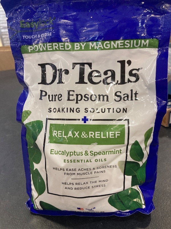 Photo 1 of Dr. Epsom Salt Soaking Solution Relax Eucalyptus Spearmint