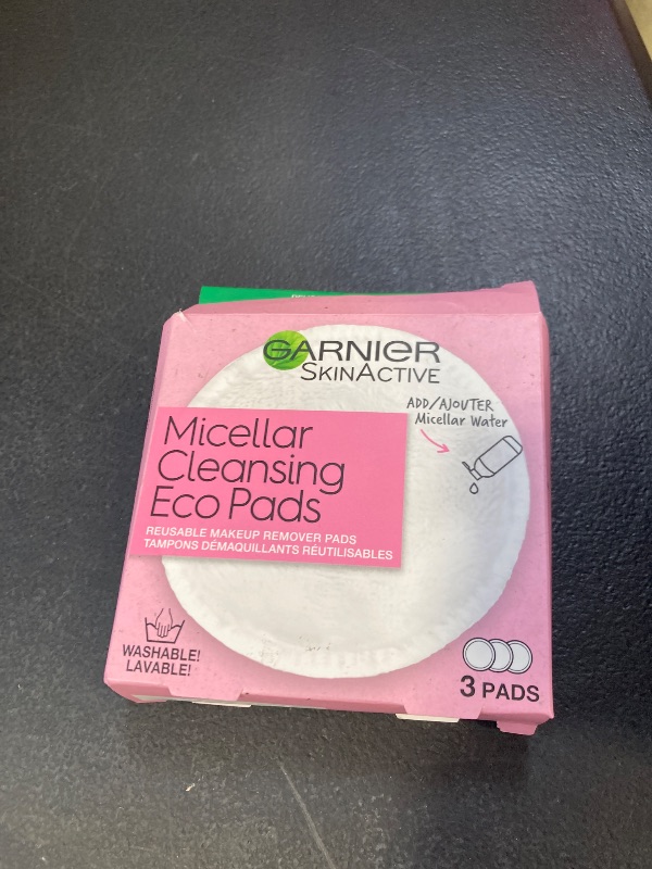 Photo 1 of Garnier SkinActive Micellar Cleansing Eco Pads, Reusable, 3 Ultra-soft Microfiber Pads, 1 Count (Packaging May Vary)