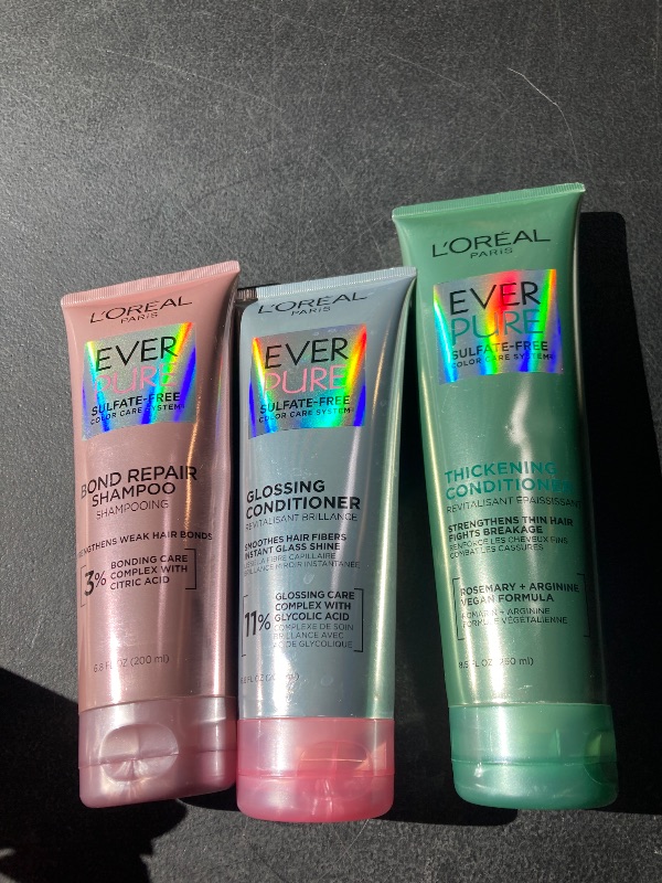 Photo 1 of L Oreal Paris 3 pack Shampoo/Conditioner - mix of used and new 