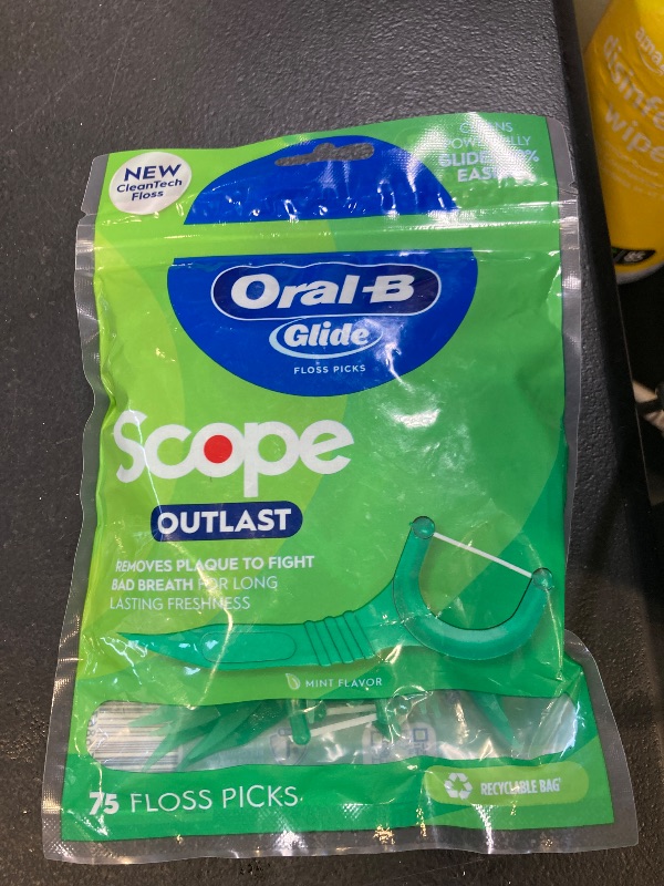 Photo 1 of Oral-B Glide Complete Floss Picks, Dental Floss Picks, Scope Outlast, 75-ct, Toothpicks Floss Picks