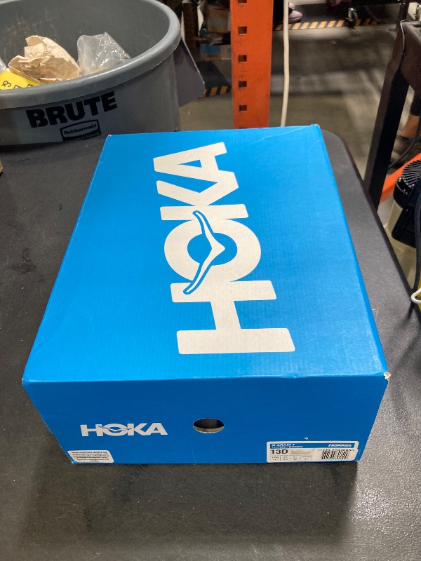 Photo 1 of Mens HOKA Arahi 7 Shoes ( size 13D ) 