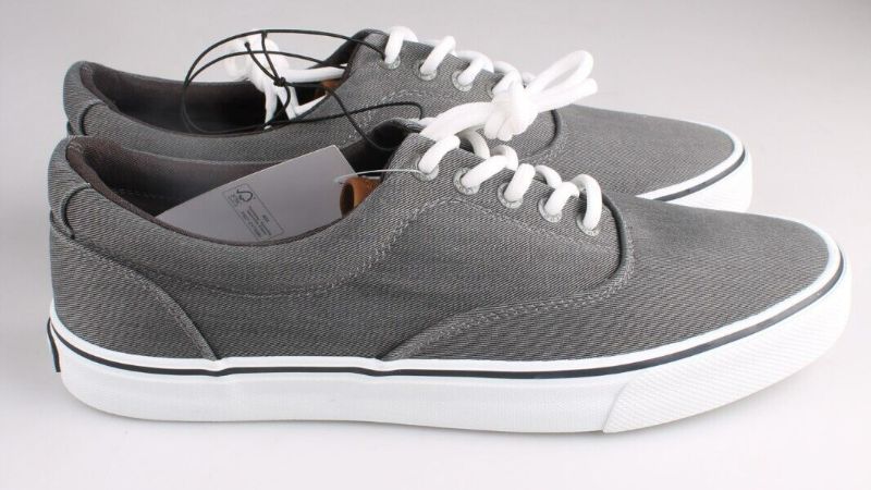 Photo 1 of Izod Men's Canvas RANGLEY Lace up Shoes size men 10