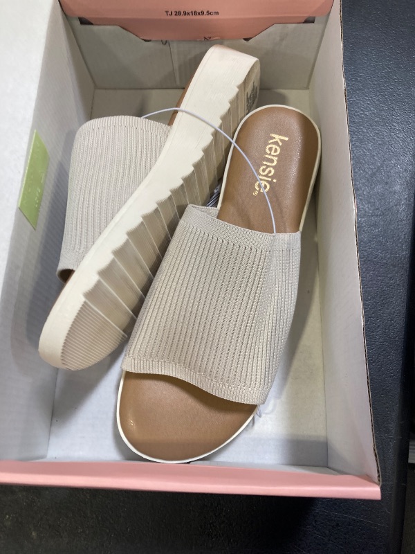 Photo 1 of Kensie Women's Slide Sandals Slip On Strap size 7 