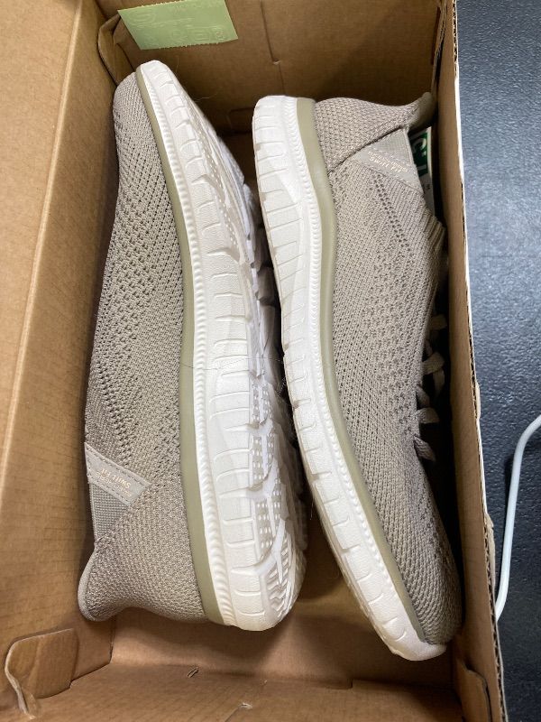 Photo 1 of Womens Sketcher Shoes size 8.5