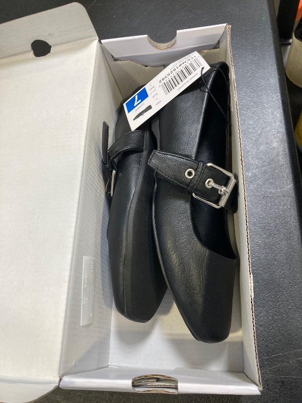 Photo 1 of Dv by Dolce Vita “Munich” Women’s Mary Jane - Ballet Flat (Black/Silver) - NEW size US 7