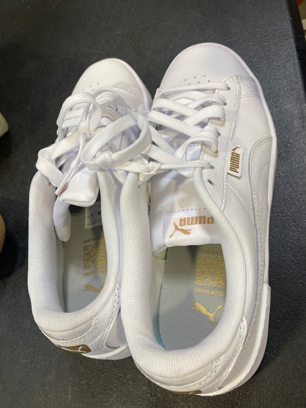 Photo 1 of PUMA Leather Leather Lace Up Sneakers size 9