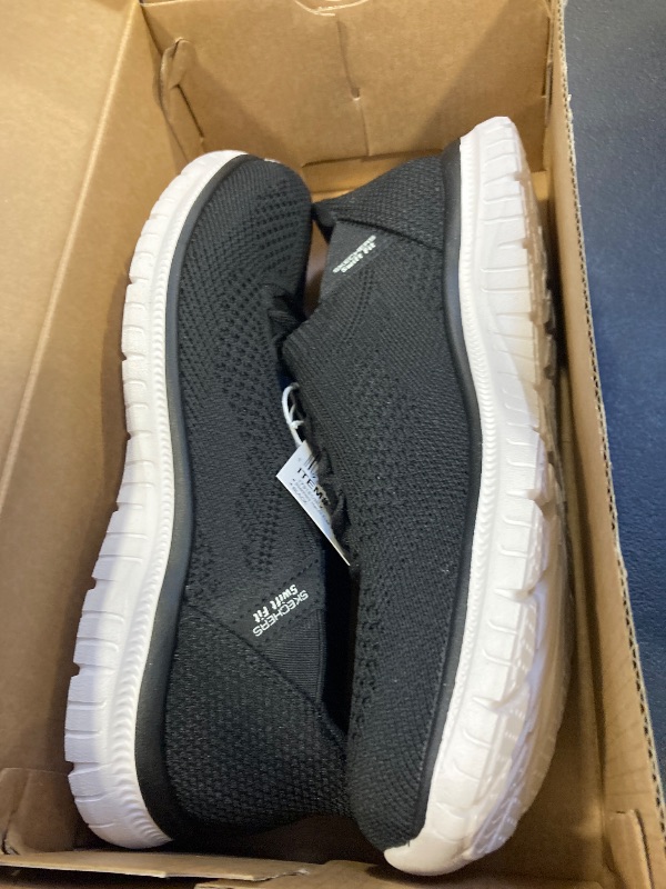 Photo 1 of Skechers Women's Virtue Swift Fit Hands Free Shoe size 7.5