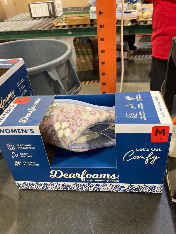 Photo 1 of Dearfoams “Cozy Clog” Slippers Women’s Memory Foam Slip-on (Blue Floral)  size m 