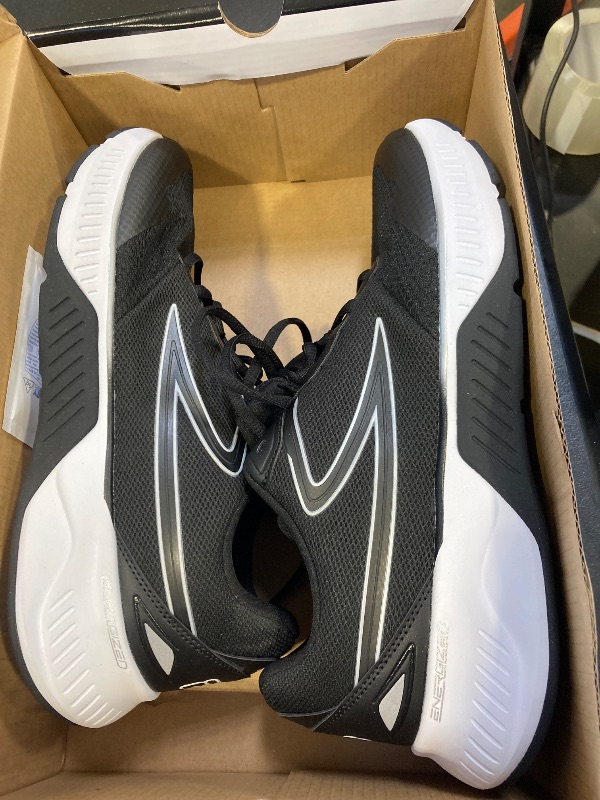 Photo 1 of FILA Men's Action Stride Sneaker size us 11