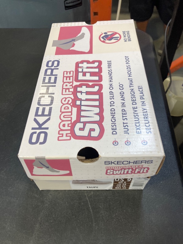 Photo 1 of Skechers Women's Virtue Swift Fit Hands Free Shoe size 9