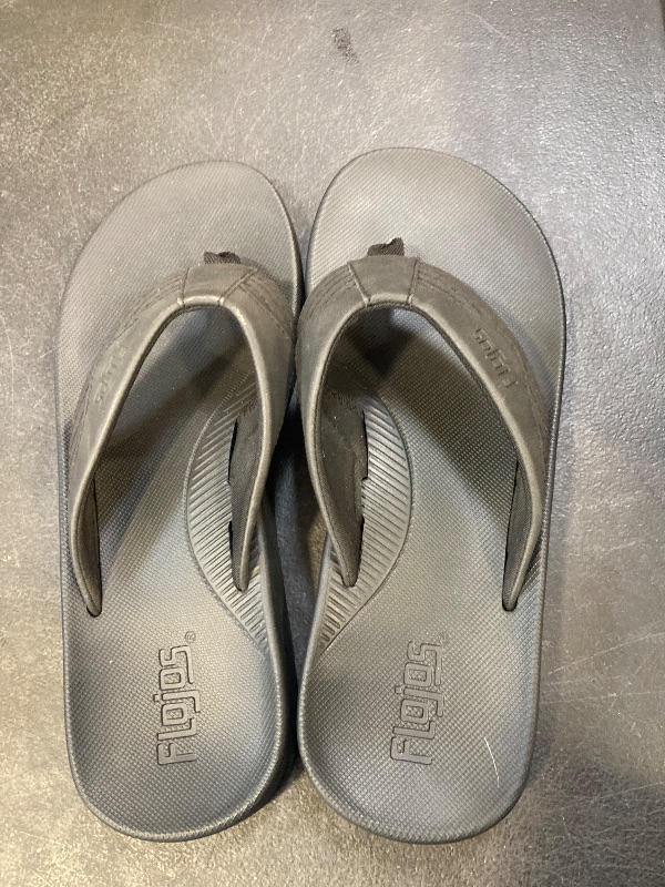 Photo 1 of Flojos Men's Ryan Sandal size 9