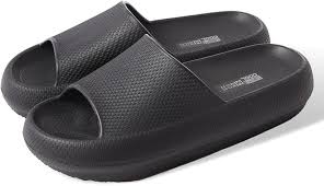 Photo 1 of 32 DEGREES Women's Cloud Slide | Slip-On | Waterproof size large 
